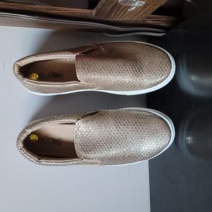 Size 11 women's gold slide ons